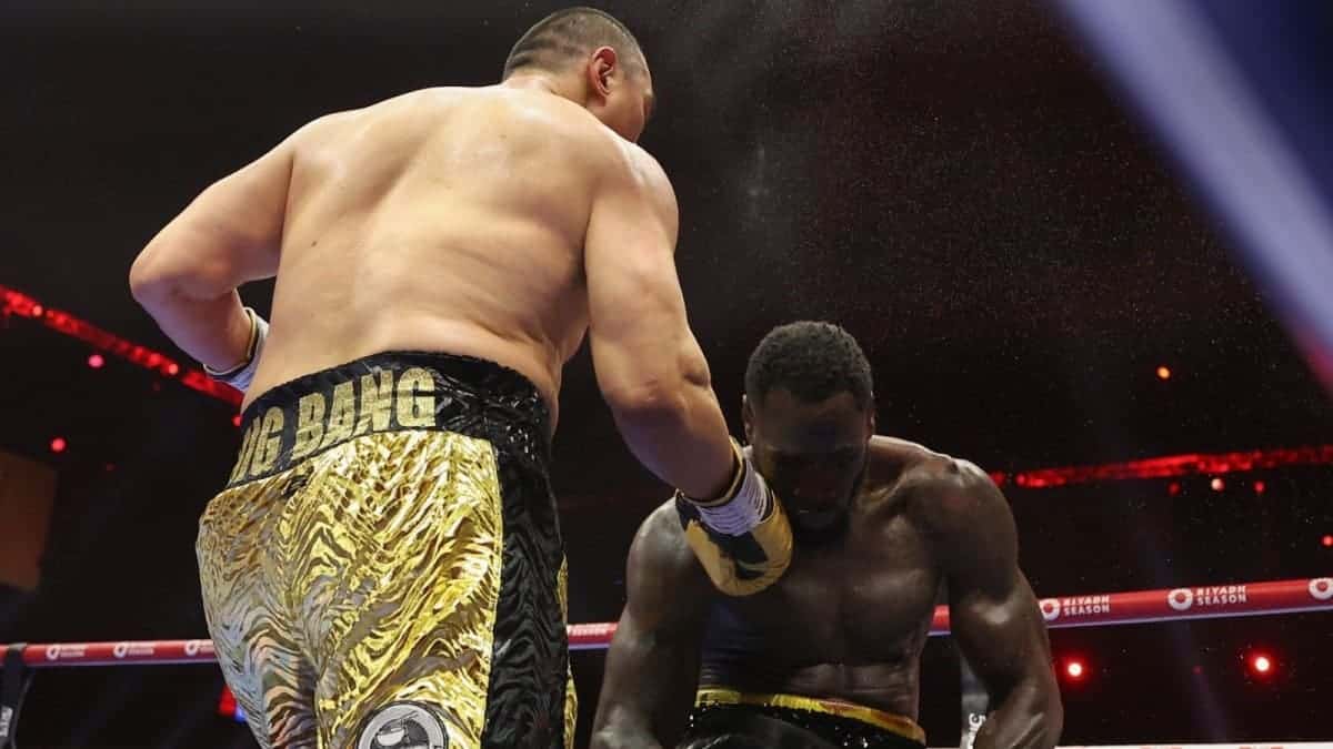 Deontay Wilder knocked out by Zhang