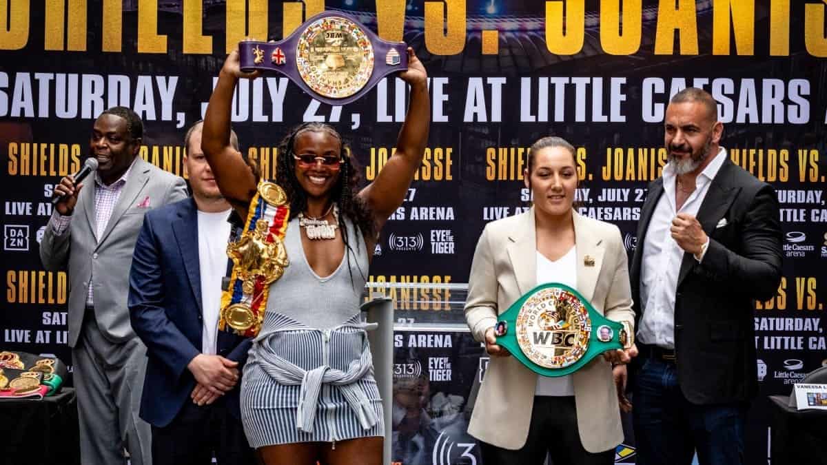 Claressa Shields and Joanisse face-off